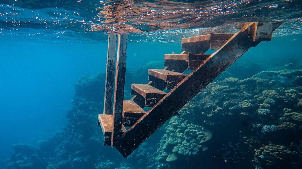 Red Sea stairs