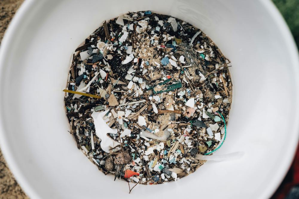 pexels-alfomedeiros-12026134 2 Microplastics