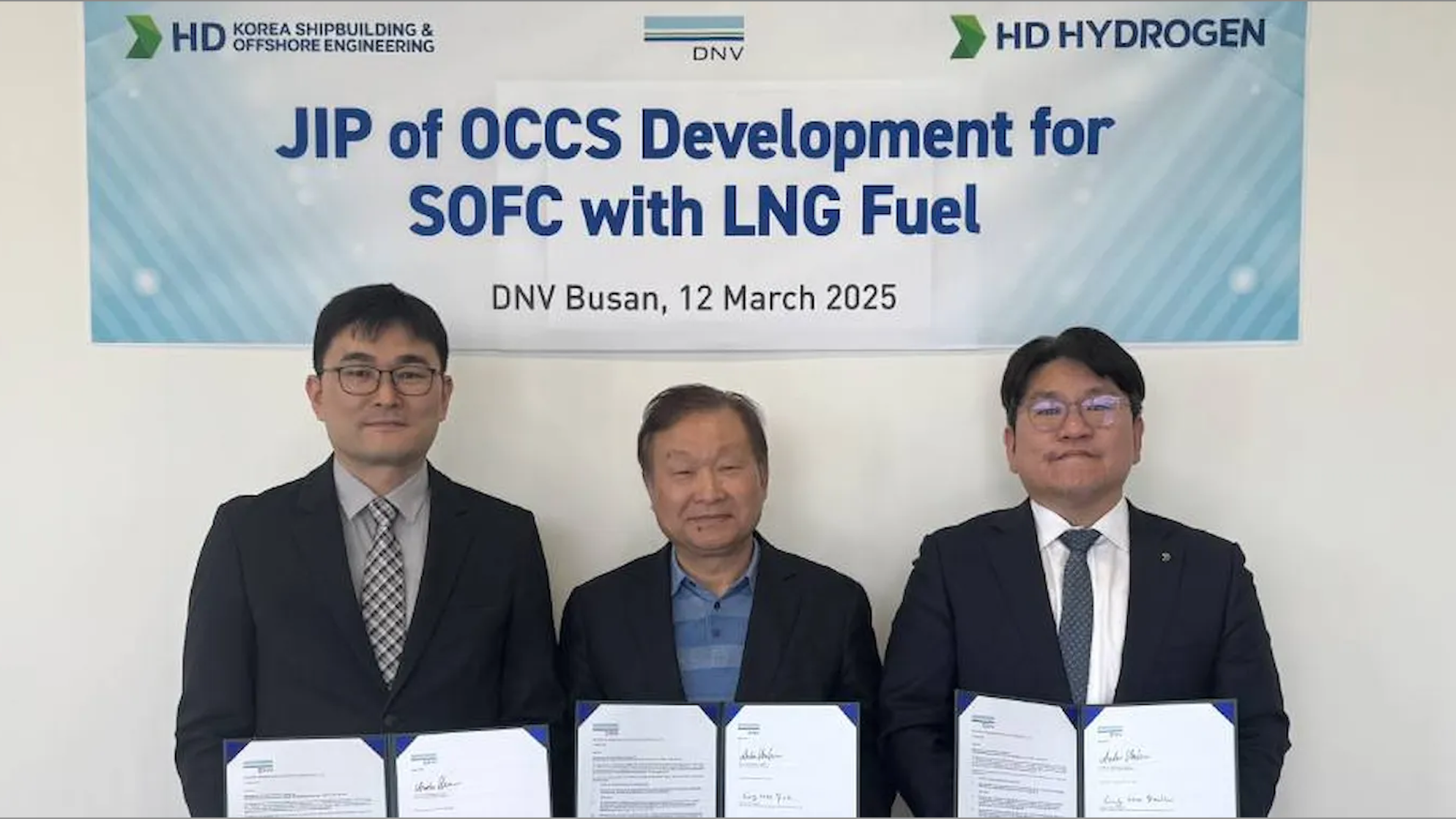 Screen Shot 2025-03-21 at 12.26.37 PM At the JIP signing, from left, Sangmin Park (Vice President of HD KSOE), Hwa Lyong Lee (Senior Vice President of DNV), Seunghwan Oh (Vice President of HD Hydrogen).