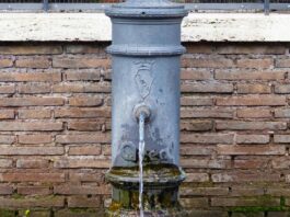 Drinking fountain Rome